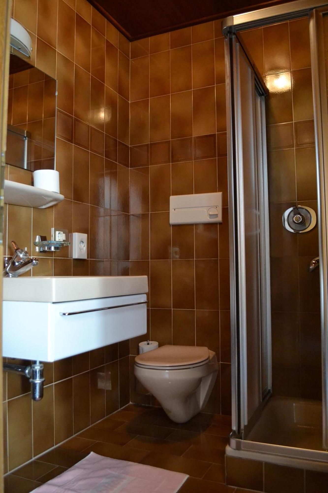 Hotel Alpenblick Sarentino ภายนอก รูปภาพ