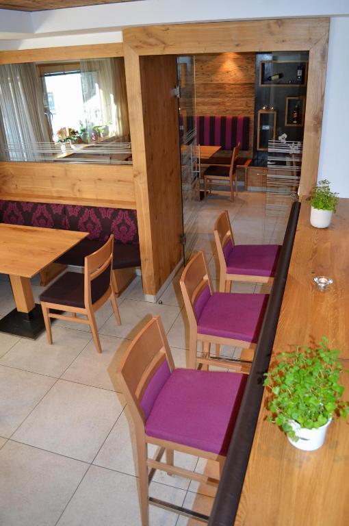 Hotel Alpenblick Sarentino ภายนอก รูปภาพ